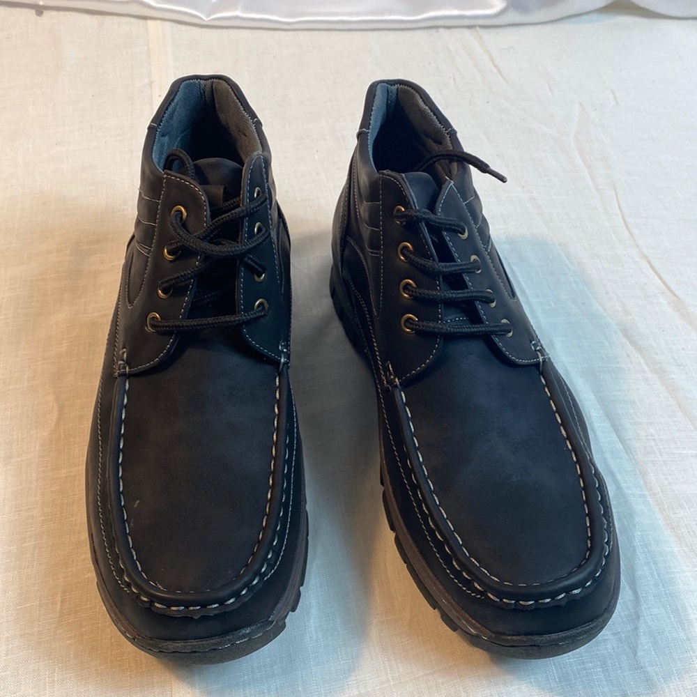 SOLO men back shoes size 9.5 new